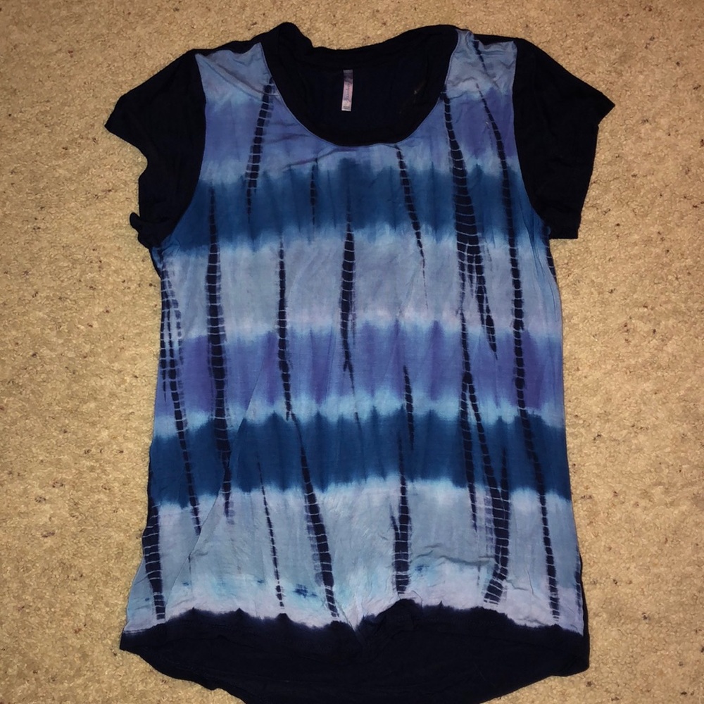 blues and navy tie dye shirt